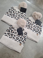 Load image into Gallery viewer, Leopard Pom Beanie
