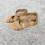 Load image into Gallery viewer, Very G Sadie Sandal
